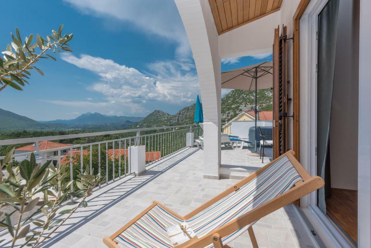 Holiday Home Horizonte With Jacuzzi Gornja Brela Екстер'єр фото