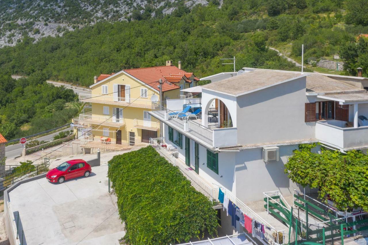 Holiday Home Horizonte With Jacuzzi Gornja Brela Екстер'єр фото